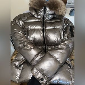 Same coat moving everything must go